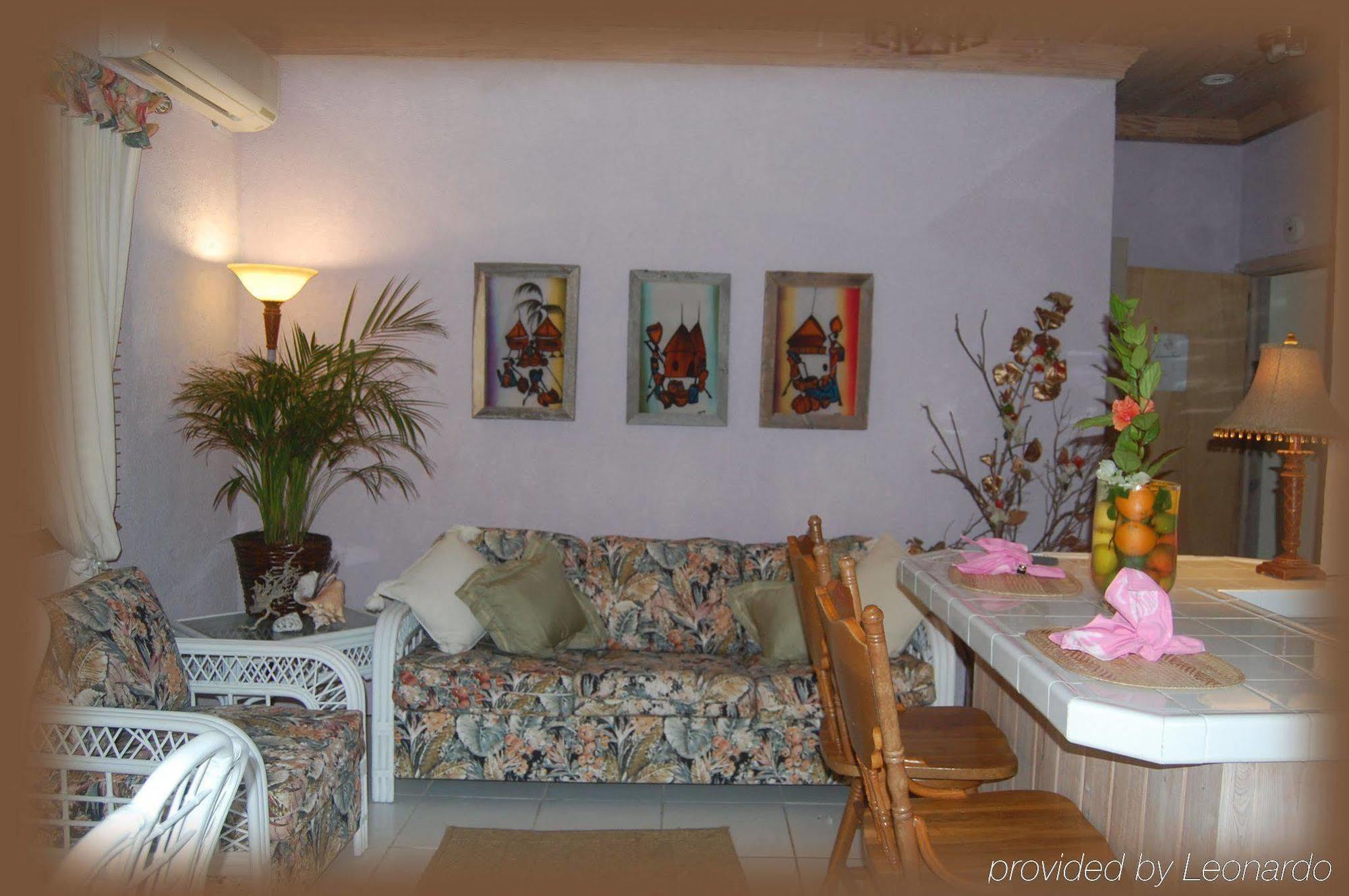 The Sugar Apple Lodging Dunmore Town Экстерьер фото