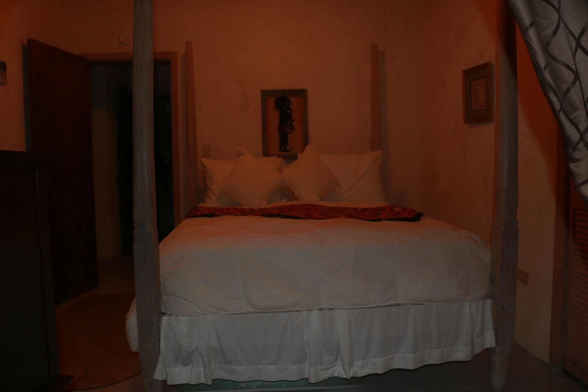 The Sugar Apple Lodging Dunmore Town Экстерьер фото