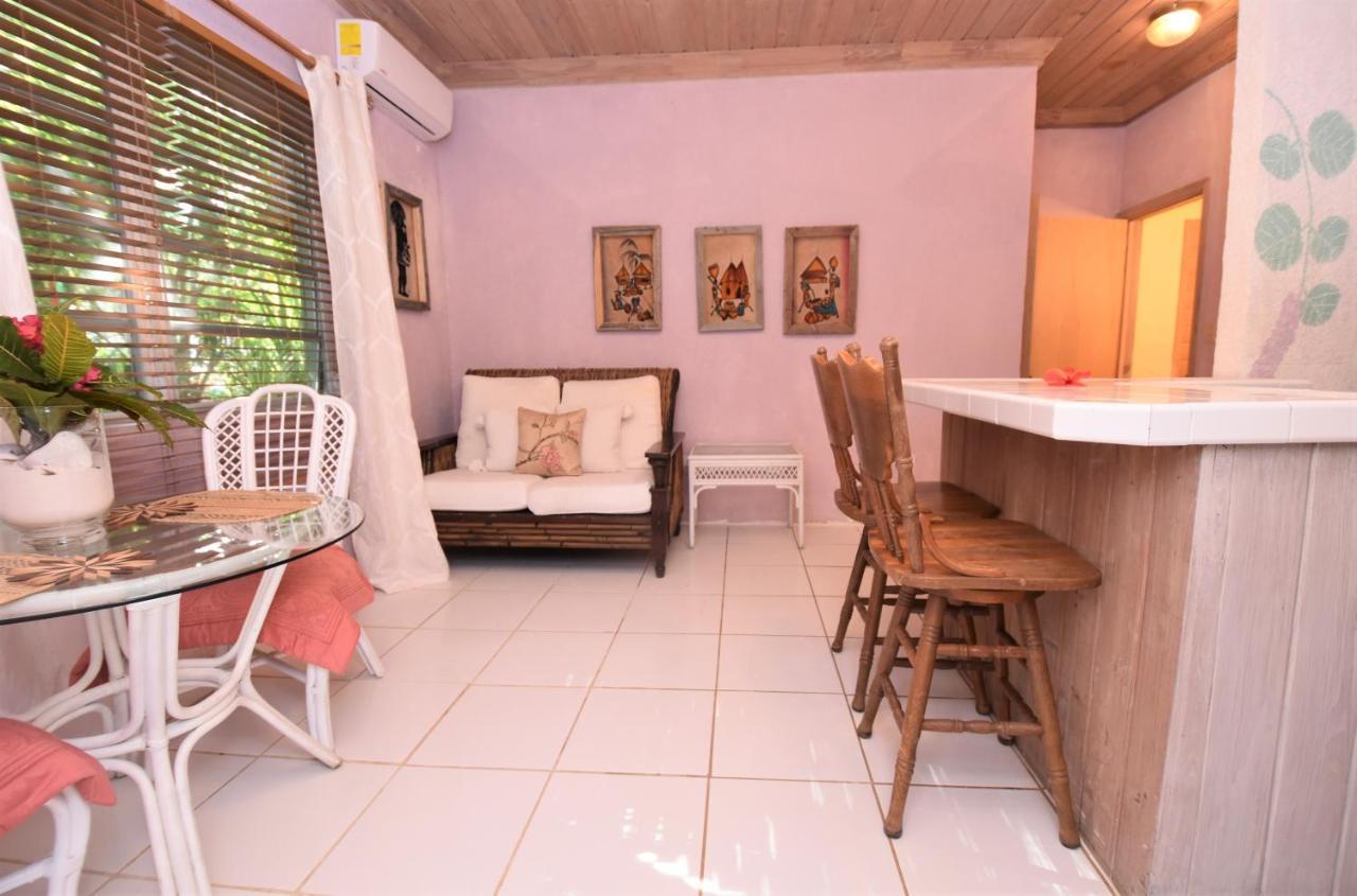 The Sugar Apple Lodging Dunmore Town Экстерьер фото