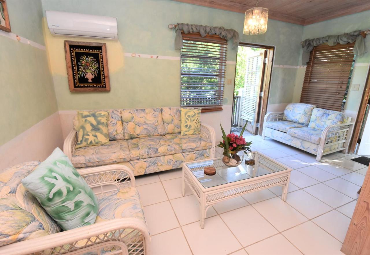 The Sugar Apple Lodging Dunmore Town Экстерьер фото