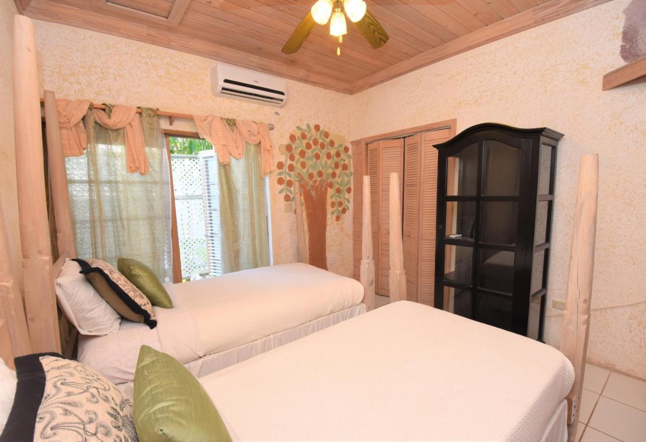The Sugar Apple Lodging Dunmore Town Экстерьер фото