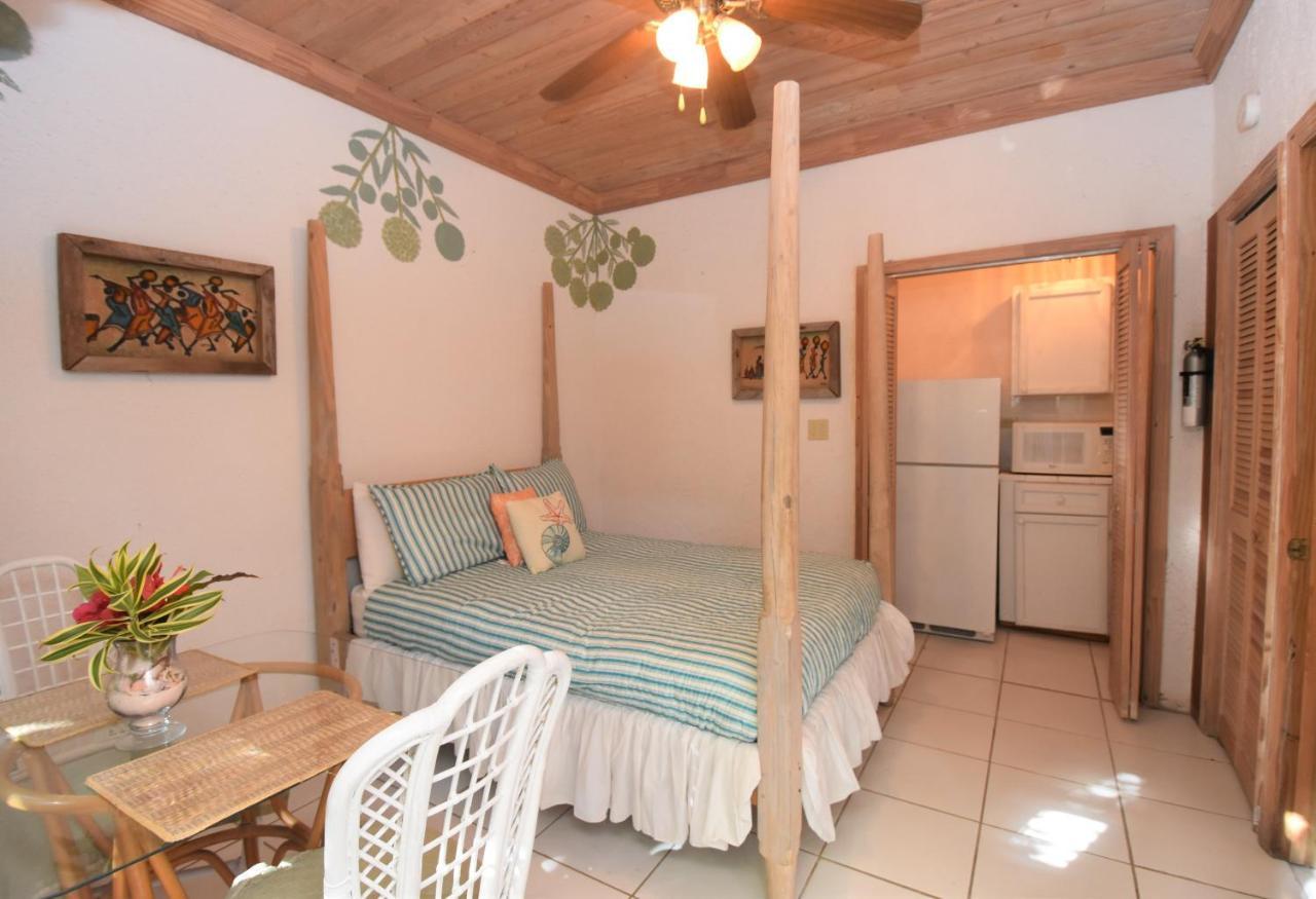 The Sugar Apple Lodging Dunmore Town Экстерьер фото