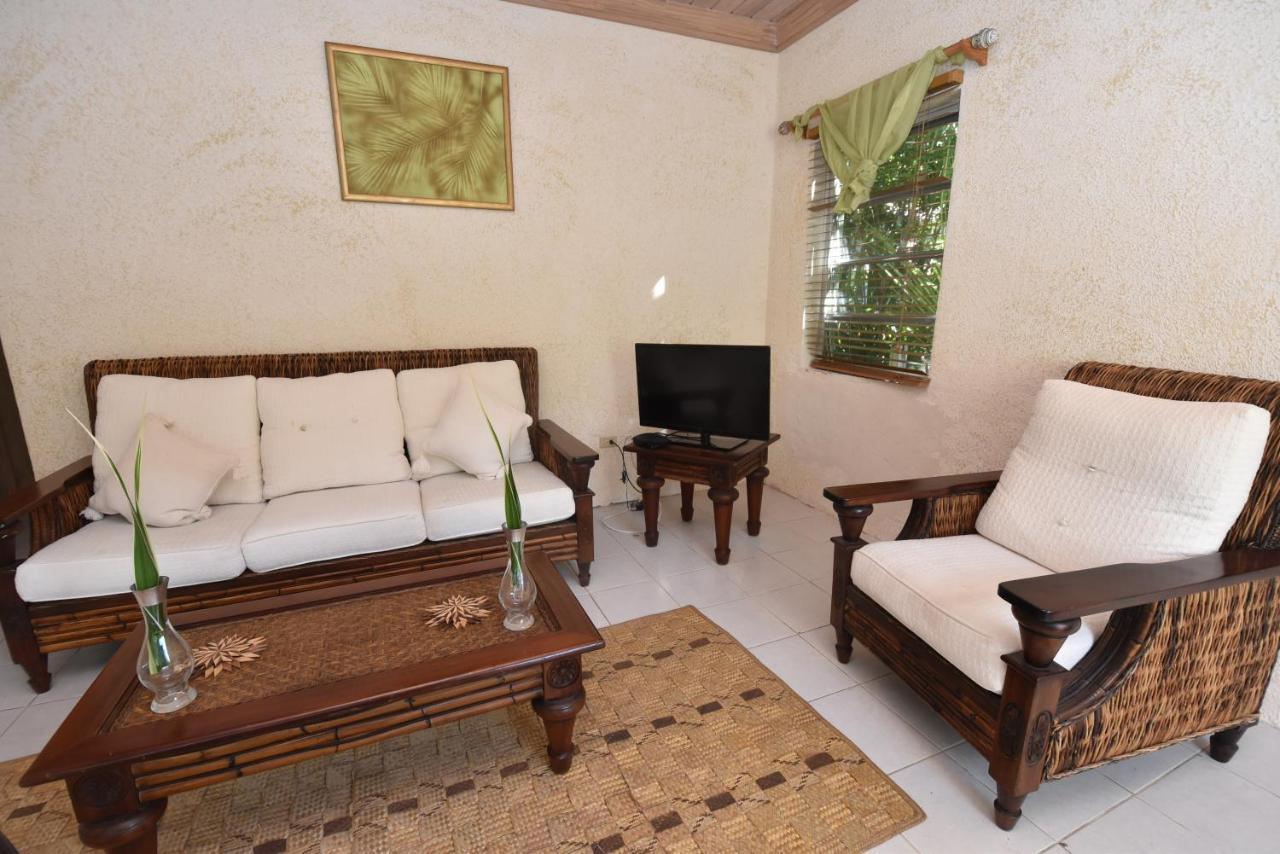 The Sugar Apple Lodging Dunmore Town Экстерьер фото